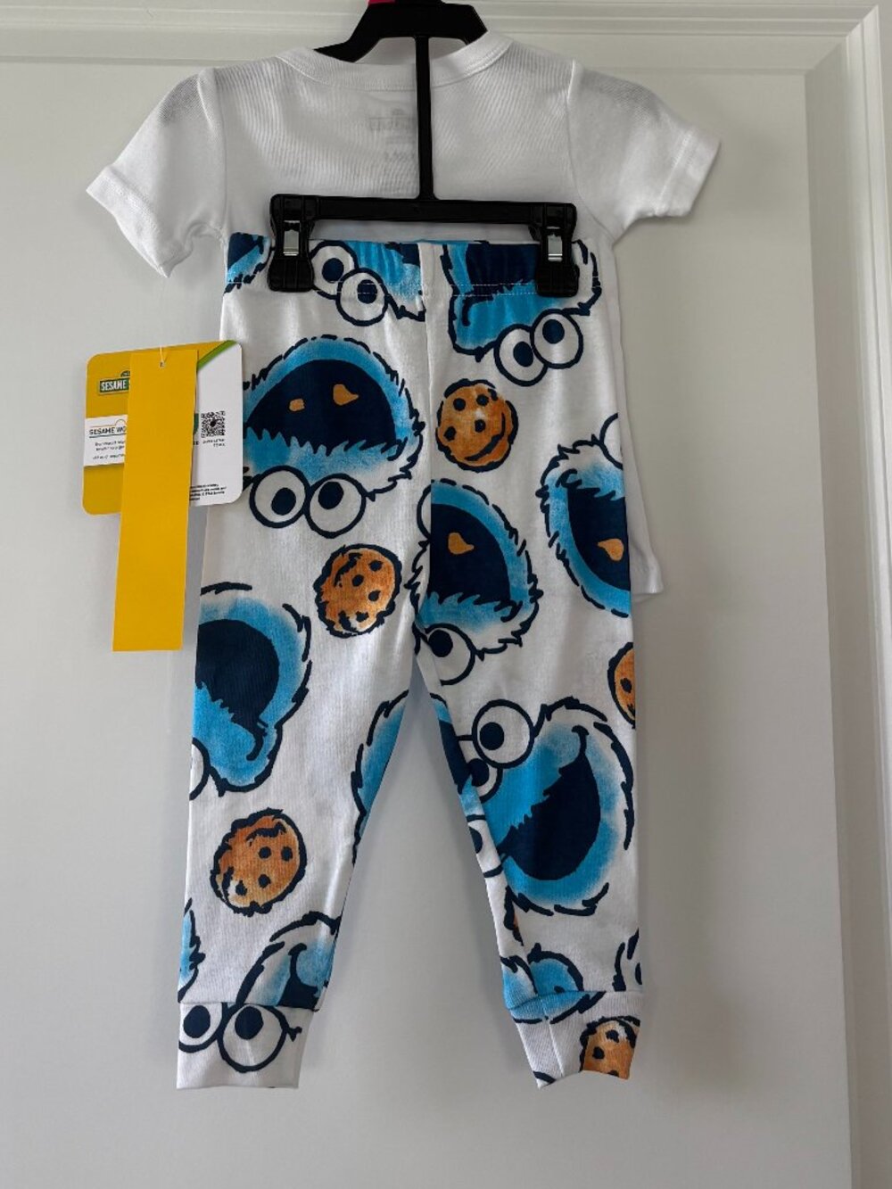 Sesame Street 2-Piece Toddler Snug Fit Pajama Set Size 18 Months - Picture 2 of 6